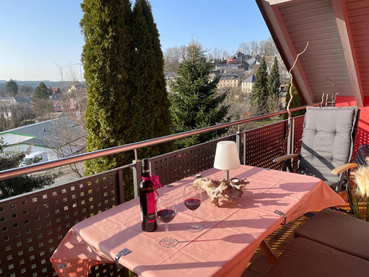 Tolle Ferienwohnung Mit Loggia In Schauenstein 100Qm Bei Hof An Der Saale Frankenwald Exterior photo
